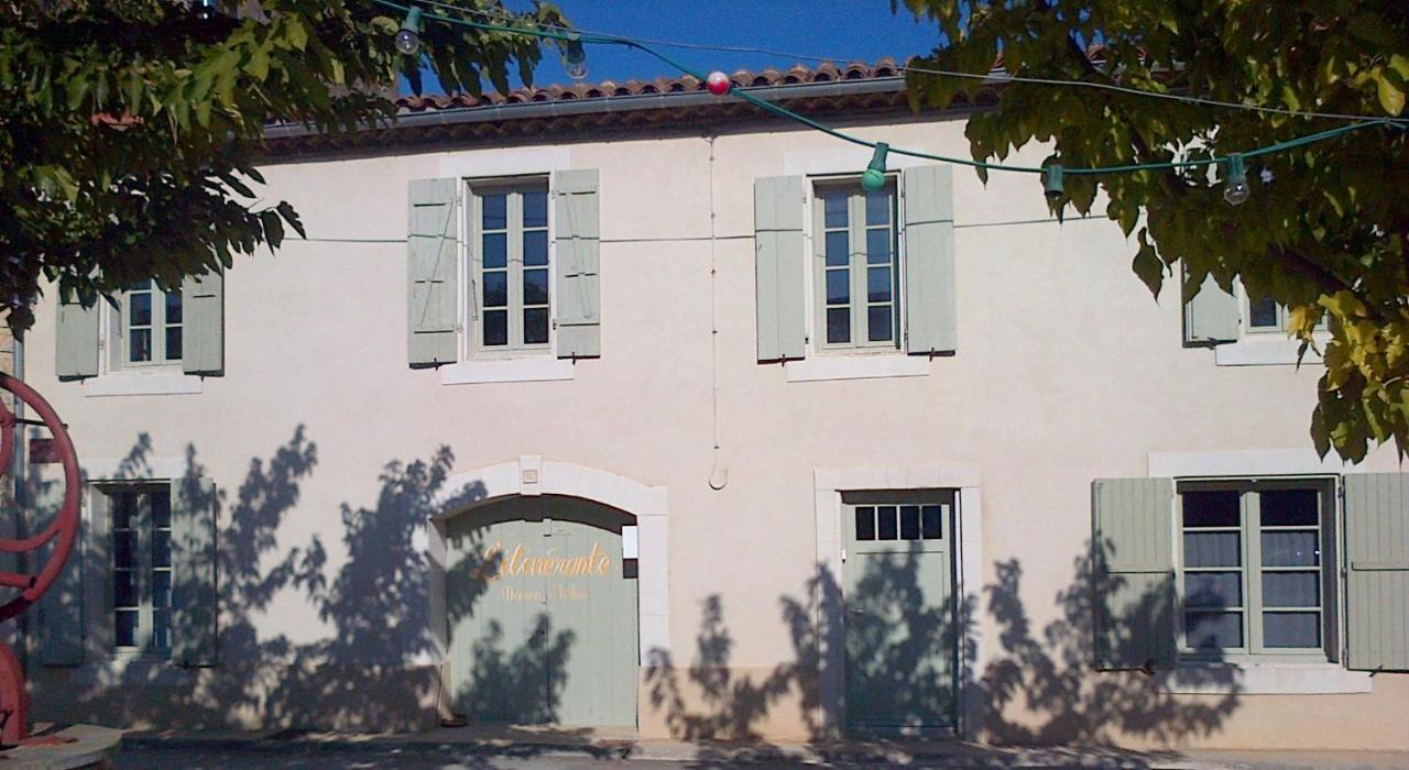 L'Itinerante Hotel Le Somail Buitenkant foto