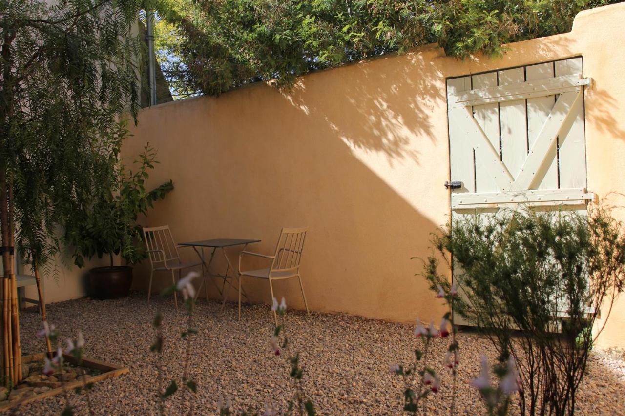 L'Itinerante Hotel Le Somail Buitenkant foto